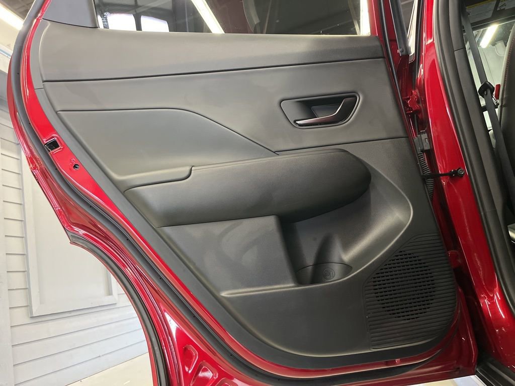 Used 2025 Hyundai Kona N Line image 31