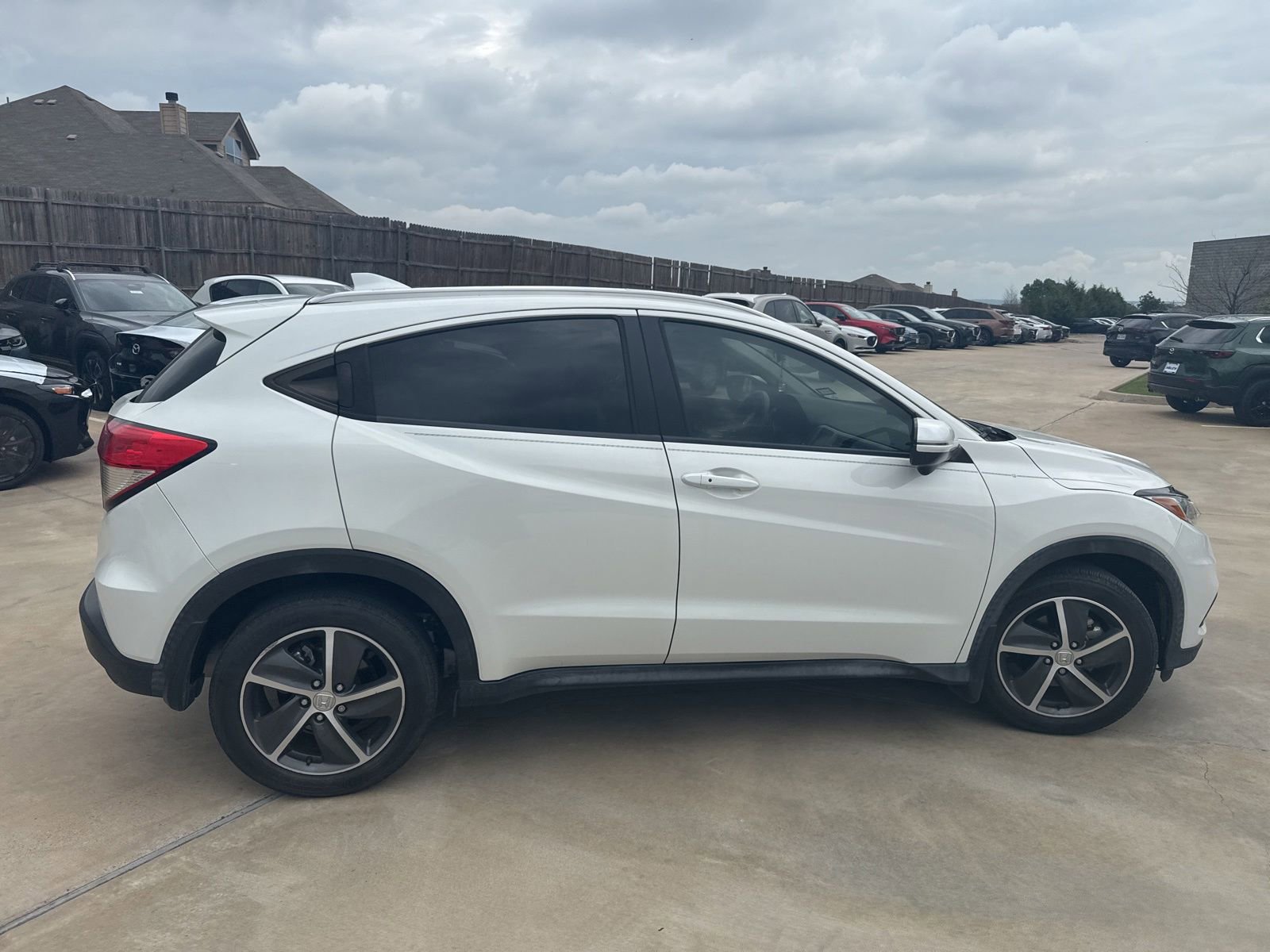 Used 2021 Honda HR-V EX image 8