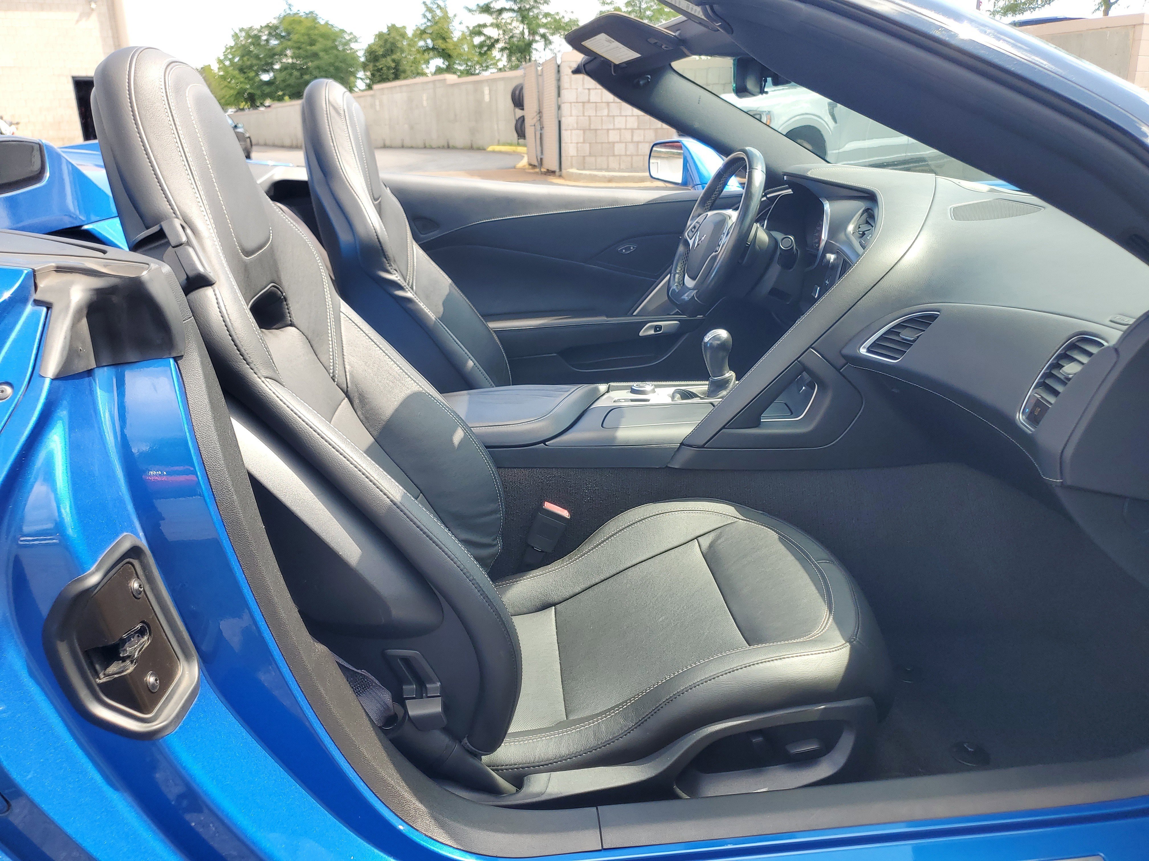 Used 2016 Chevrolet Corvette Stingray Convertible image 9