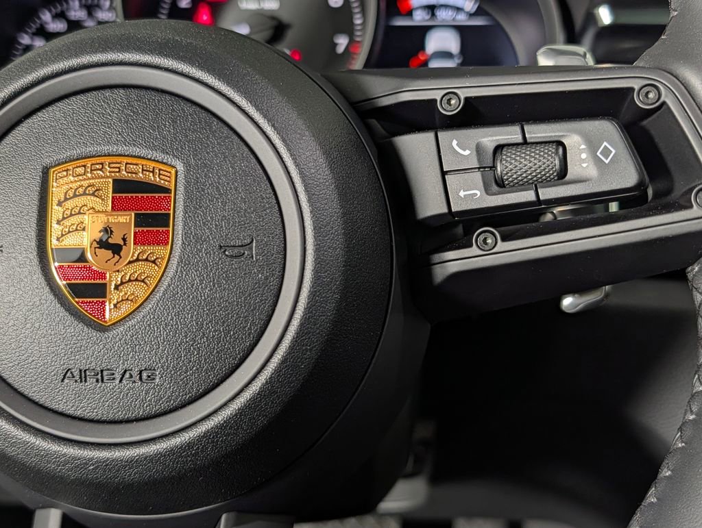 New 2026 Porsche Macan image 36