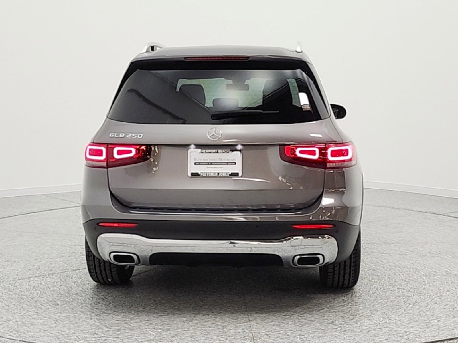 Used 2022 Mercedes-Benz GLB 250 image 6