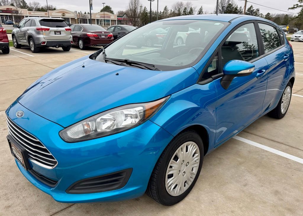 Used 2015 Ford Fiesta SE image 4