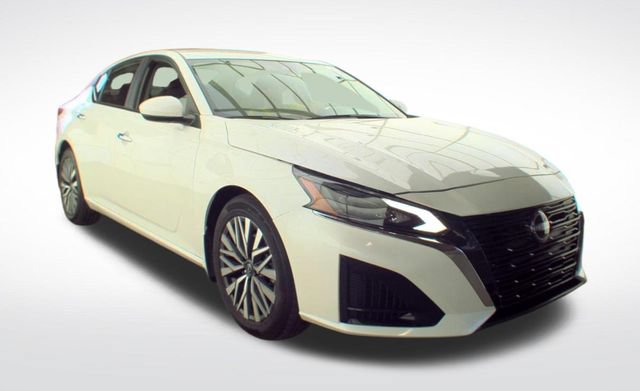 Used 2023 Nissan Altima 2.5 SV FWD image 8