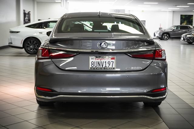 Used 2021 Lexus ES 300h w/ Premium Package FWD image 7