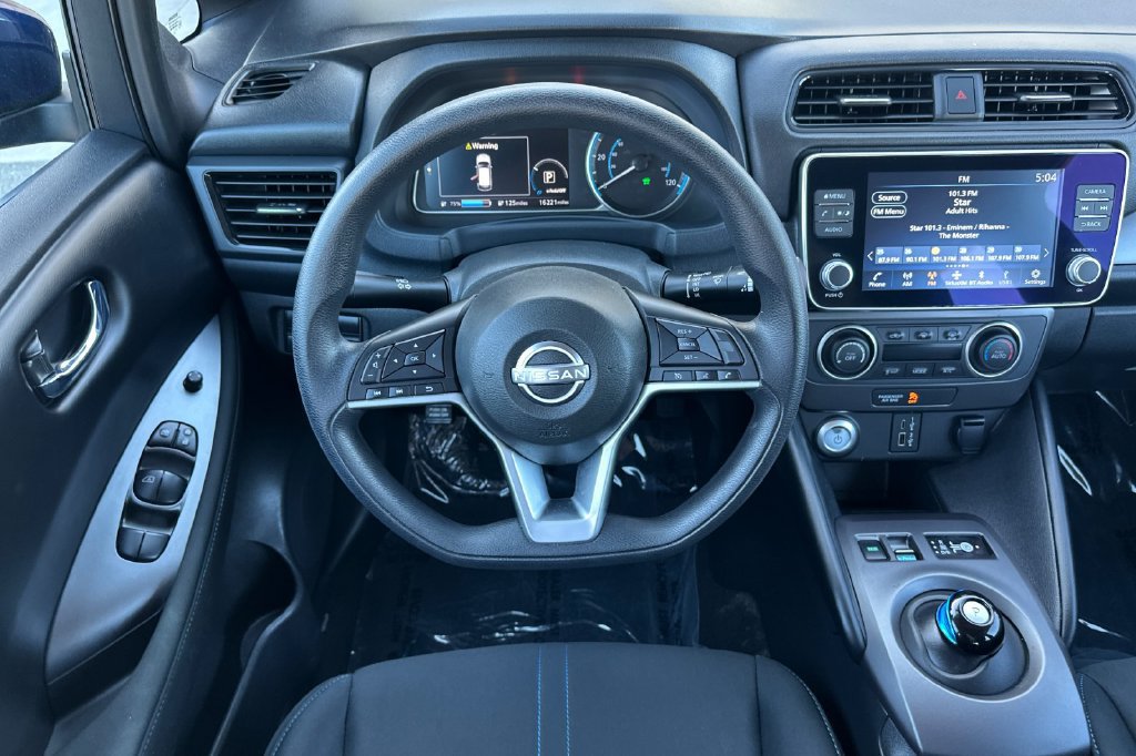Used 2025 Nissan Leaf S FWD image 13