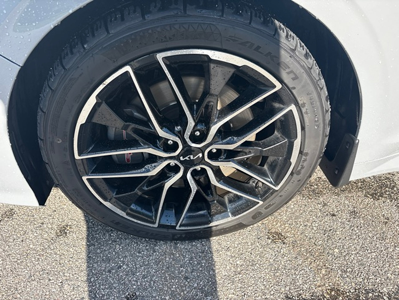 Used 2023 Kia K5 GT FWD image 15