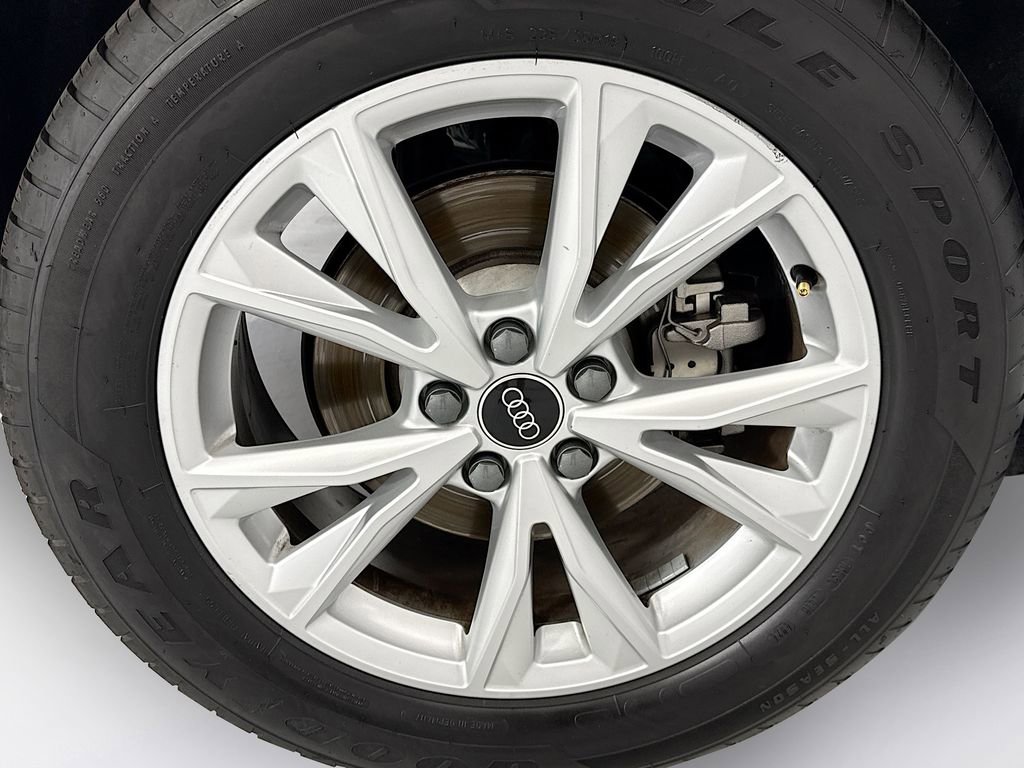 Used 2024 Audi Q3 2.0T Premium AWD/4WD image 31