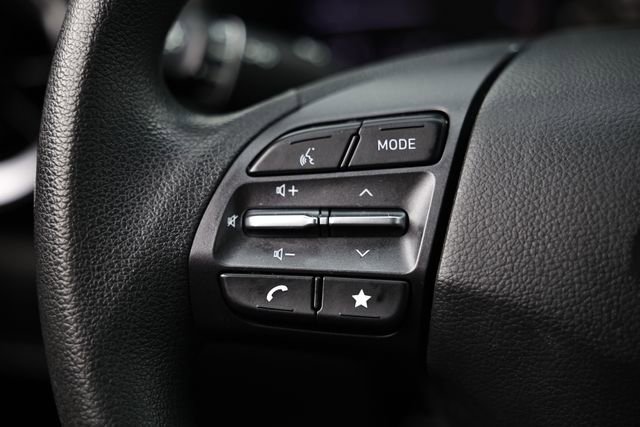 Used 2023 Hyundai Kona SEL image 32