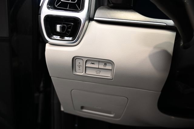 Used 2023 Kia Sorento SX image 30