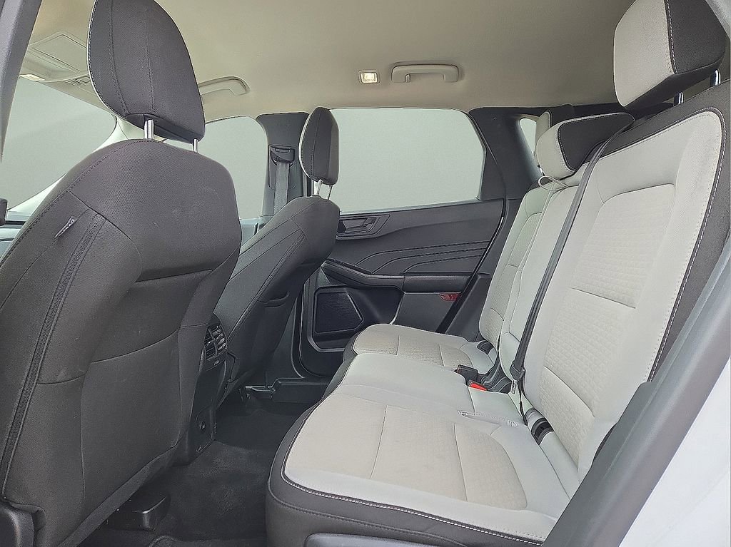 Used 2024 Ford Escape Active w/ Cold Weather Package image 16