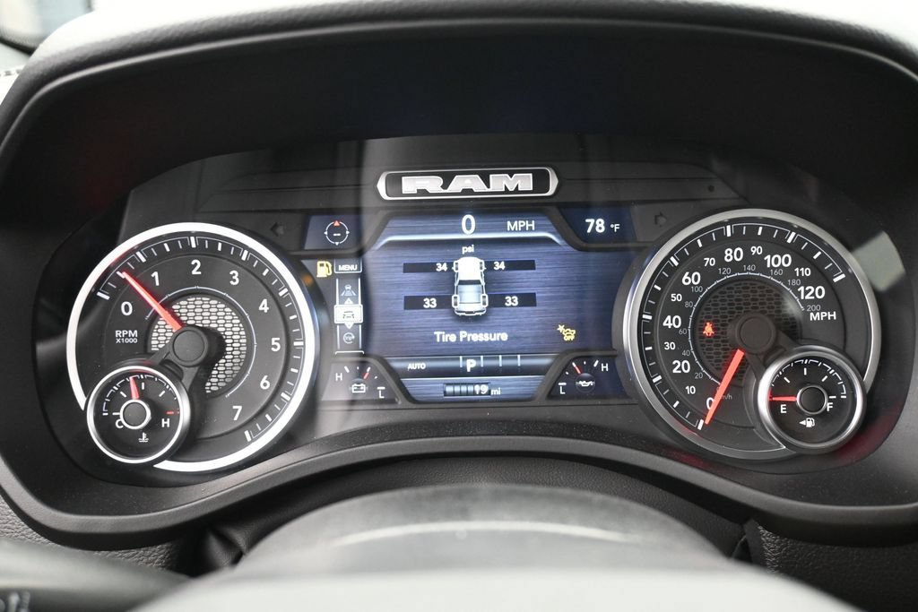 Used 2025 RAM 1500 Big Horn AWD/4WD image 26
