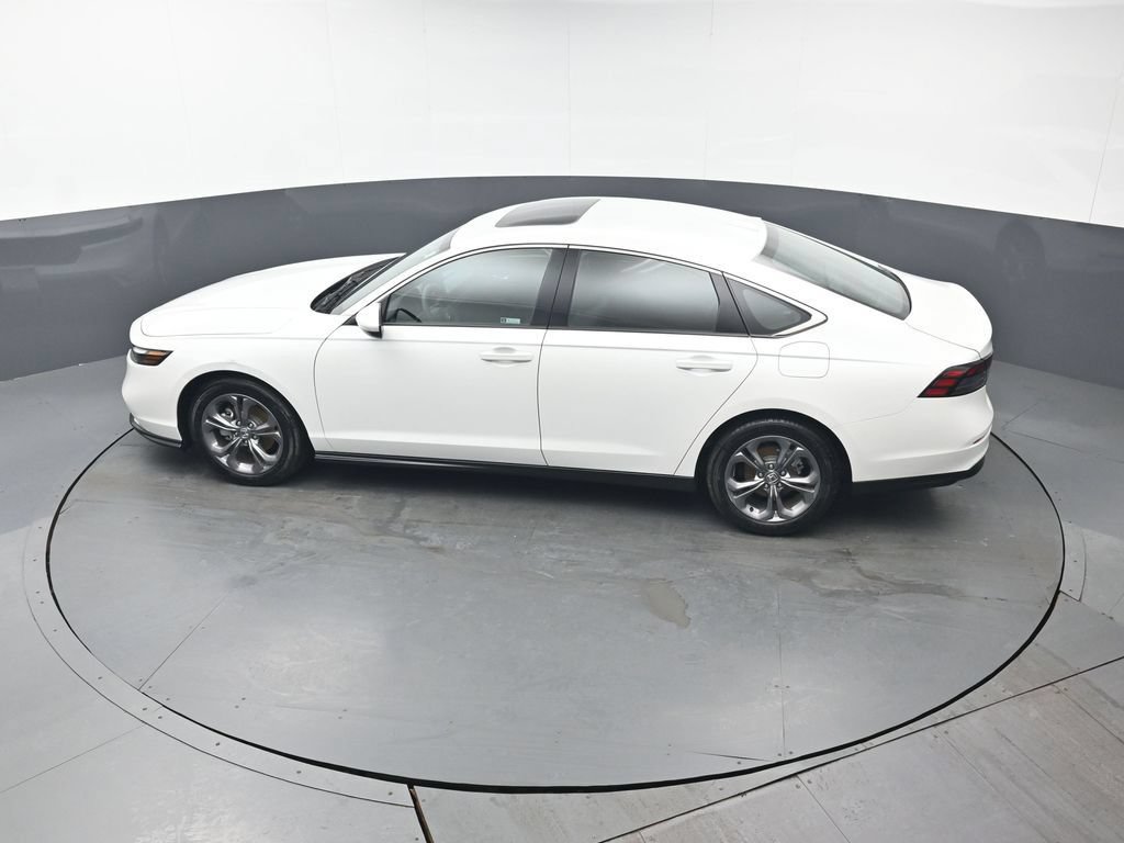 Certified 2024 Honda Accord EX image 38