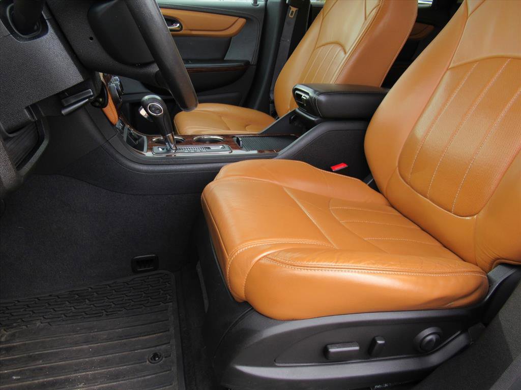 Used 2014 Chevrolet Traverse LTZ image 16