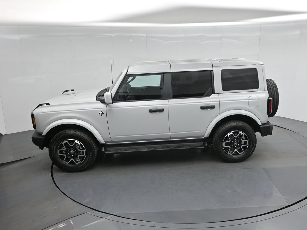 New 2026 Ford Bronco Outer Banks w/ Sasquatch Package AWD/4WD image 41