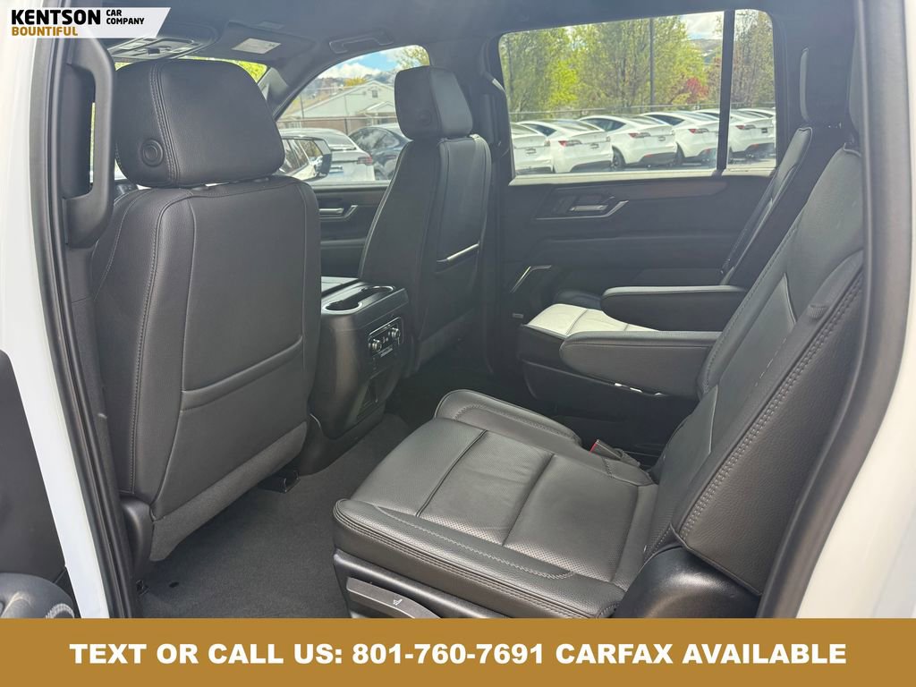 Used 2025 GMC Yukon XL Denali image 35