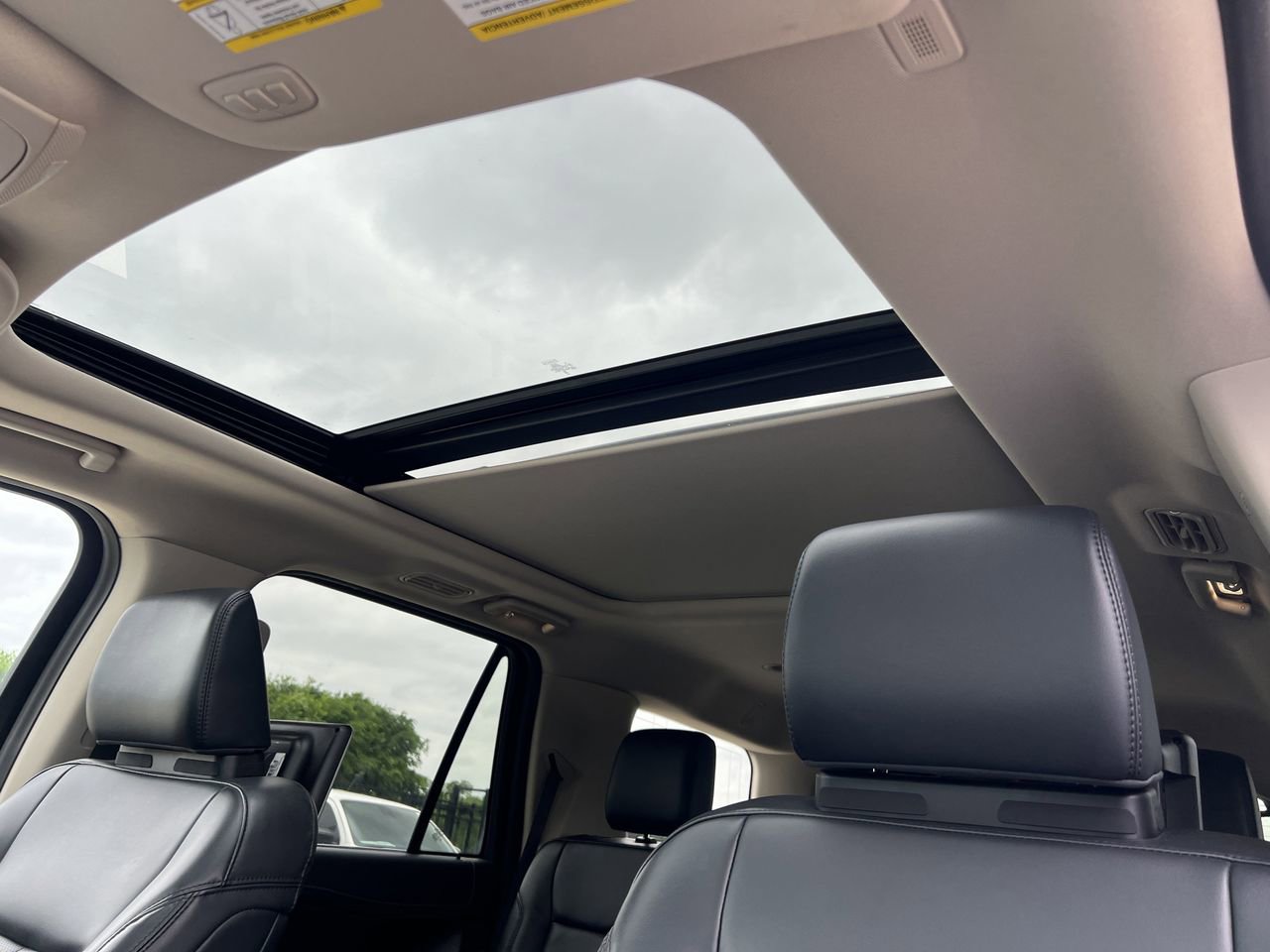 Used 2024 Ford Expedition XLT RWD image 10