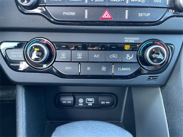 Used 2019 Kia Niro LX image 23