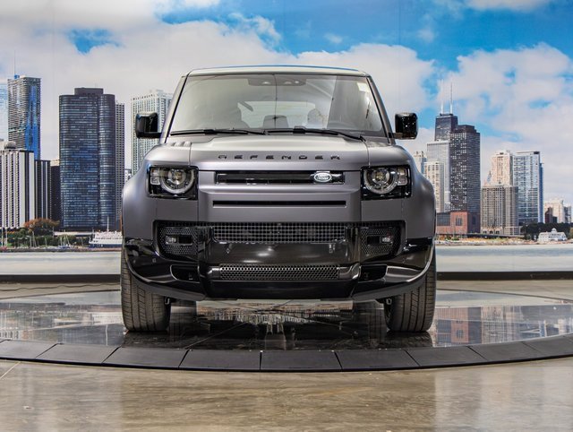New 2025 Land Rover Defender 110 V8 image 3
