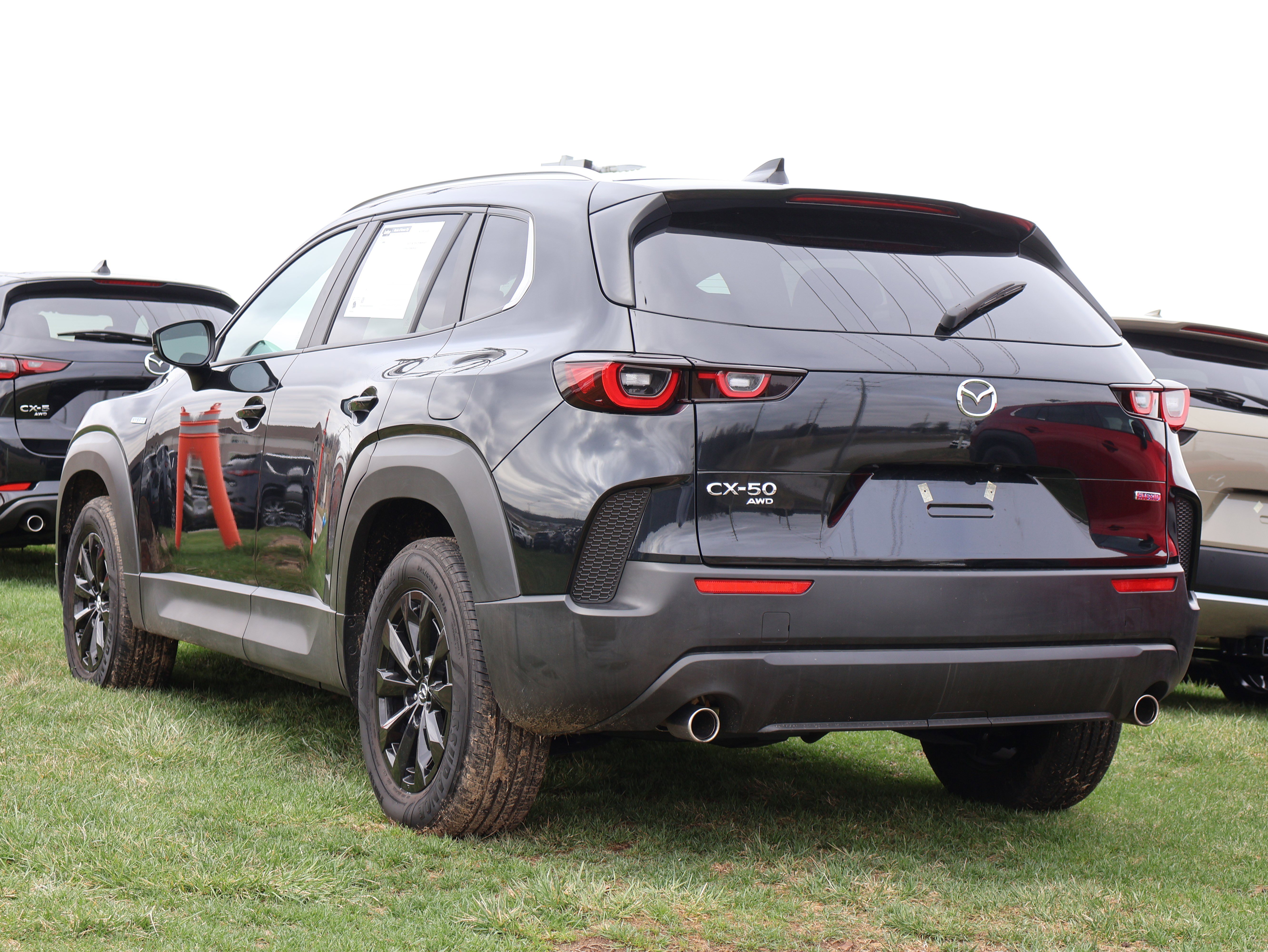 Certified 2025 MAZDA CX-50 2.5 Hybrid w/ Preferred Pkg image 5