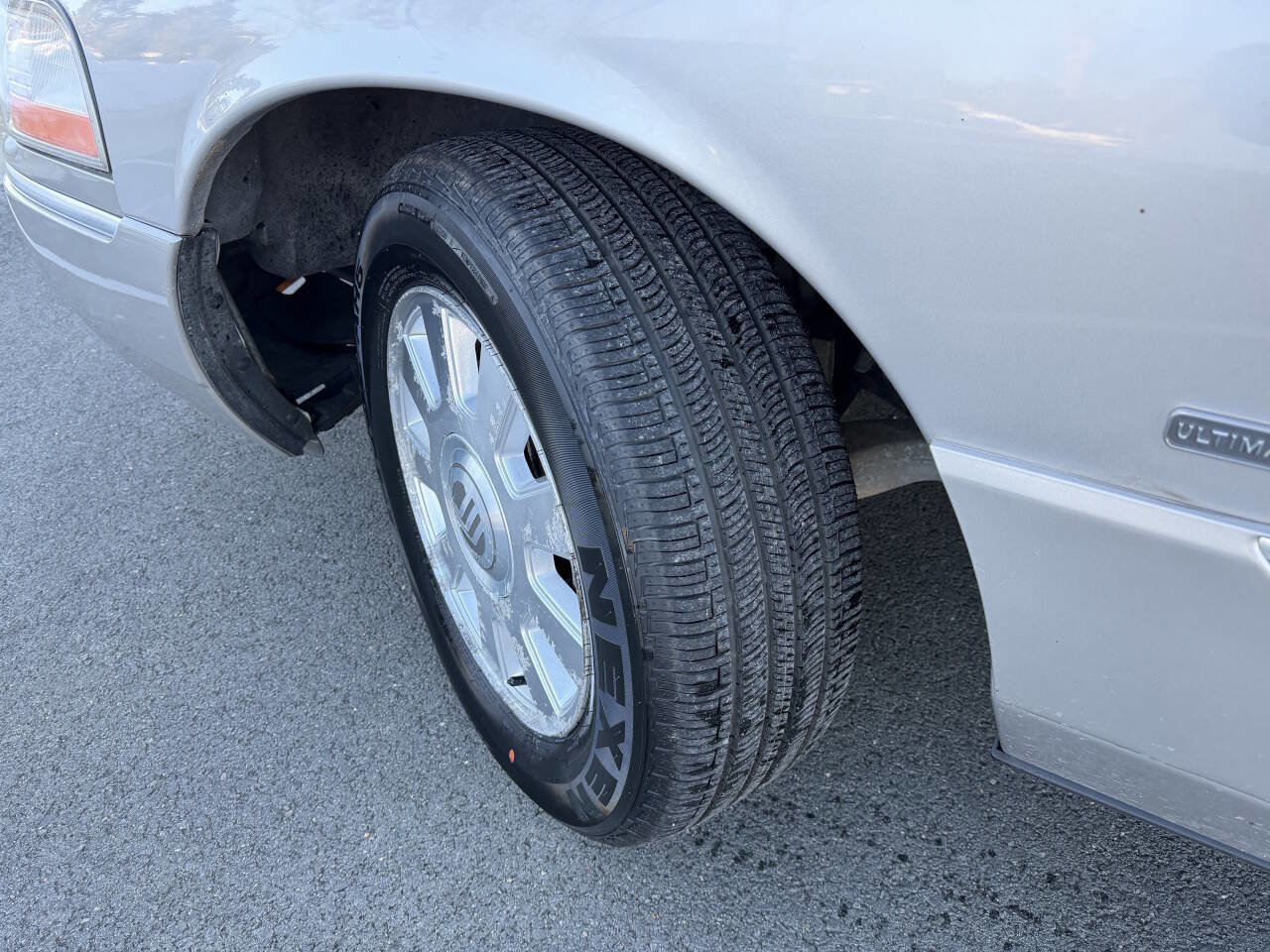 Used 2005 Mercury Grand Marquis LS image 35