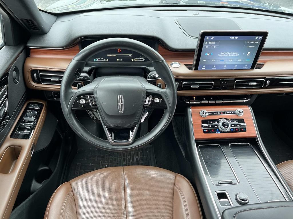 Used 2024 Lincoln Aviator Reserve w/ Equipment Group 201A AWD/4WD image 13