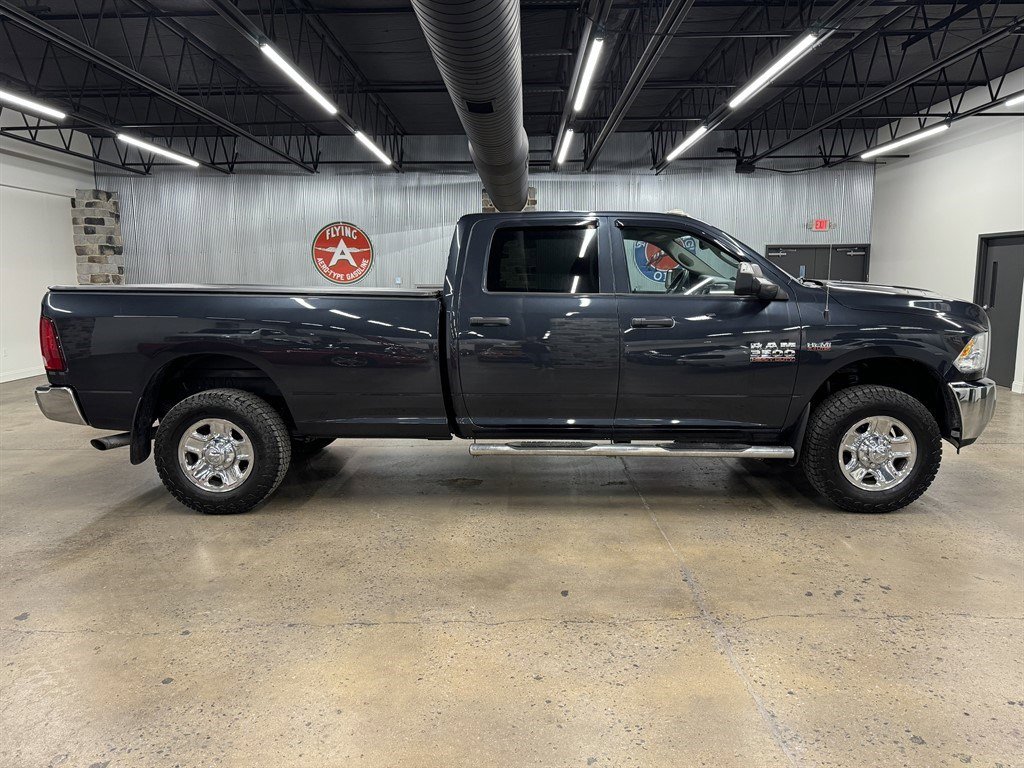 Used 2018 RAM 3500 Tradesman w/ Chrome Appearance Group image 16