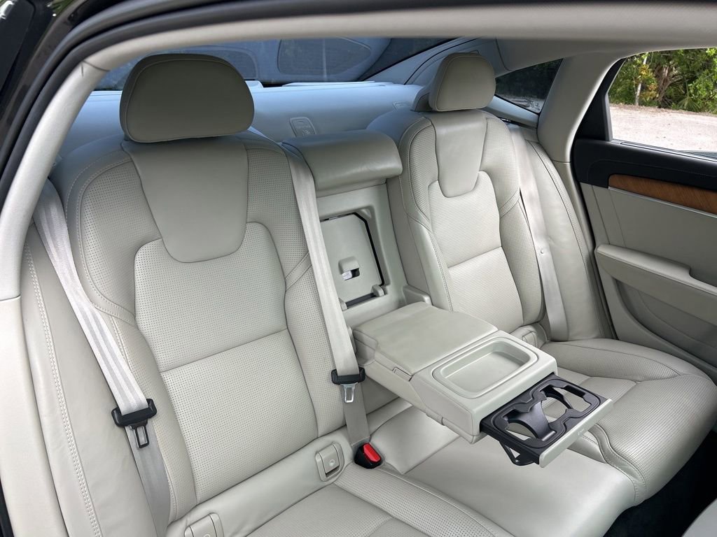 Used 2018 Volvo S90 T6 Inscription w/ Convenience Package image 50