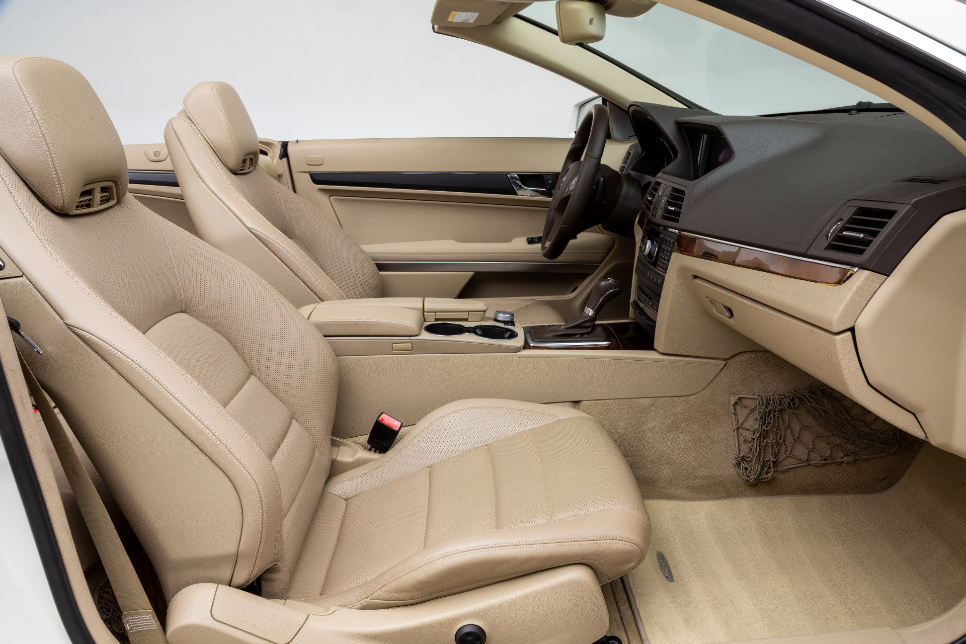 Used 2011 Mercedes-Benz E 550 Cabriolet image 27