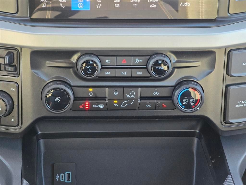New 2026 Ford F250 XLT w/ XLT Premium Package AWD/4WD image 25