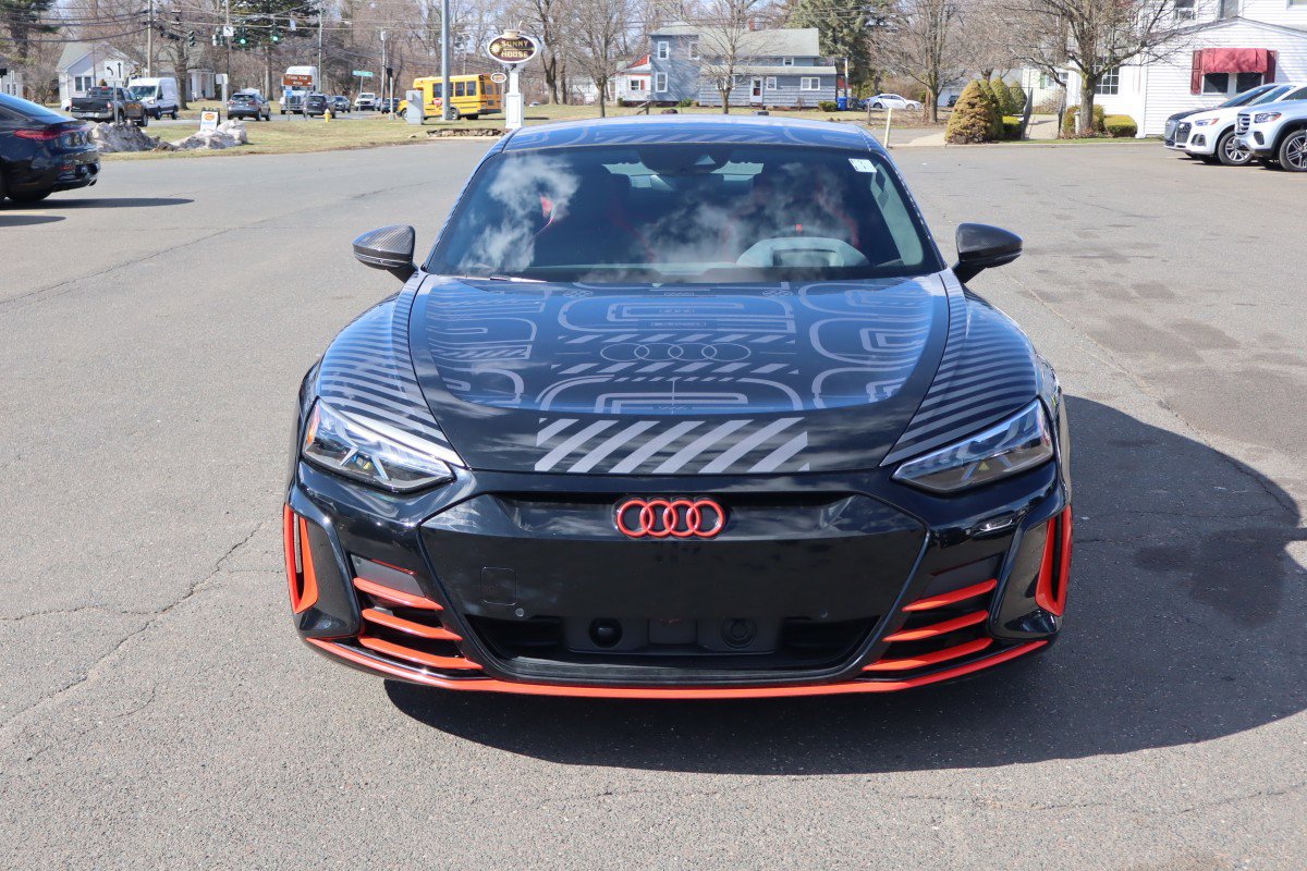 Used 2023 Audi RS e-tron GT image 2