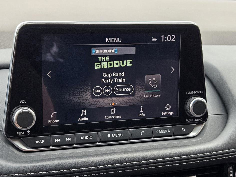 Used 2022 Nissan Rogue SV image 22