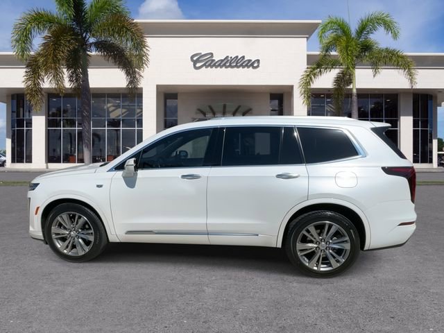Used 2022 Cadillac XT6 Premium Luxury image 8
