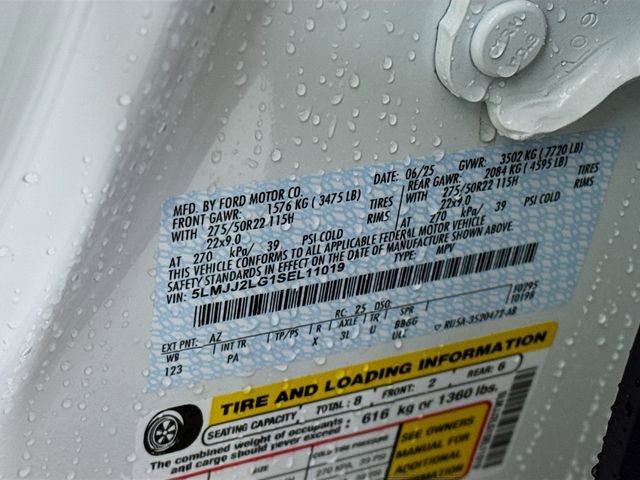 New 2025 Lincoln Navigator Reserve image 35