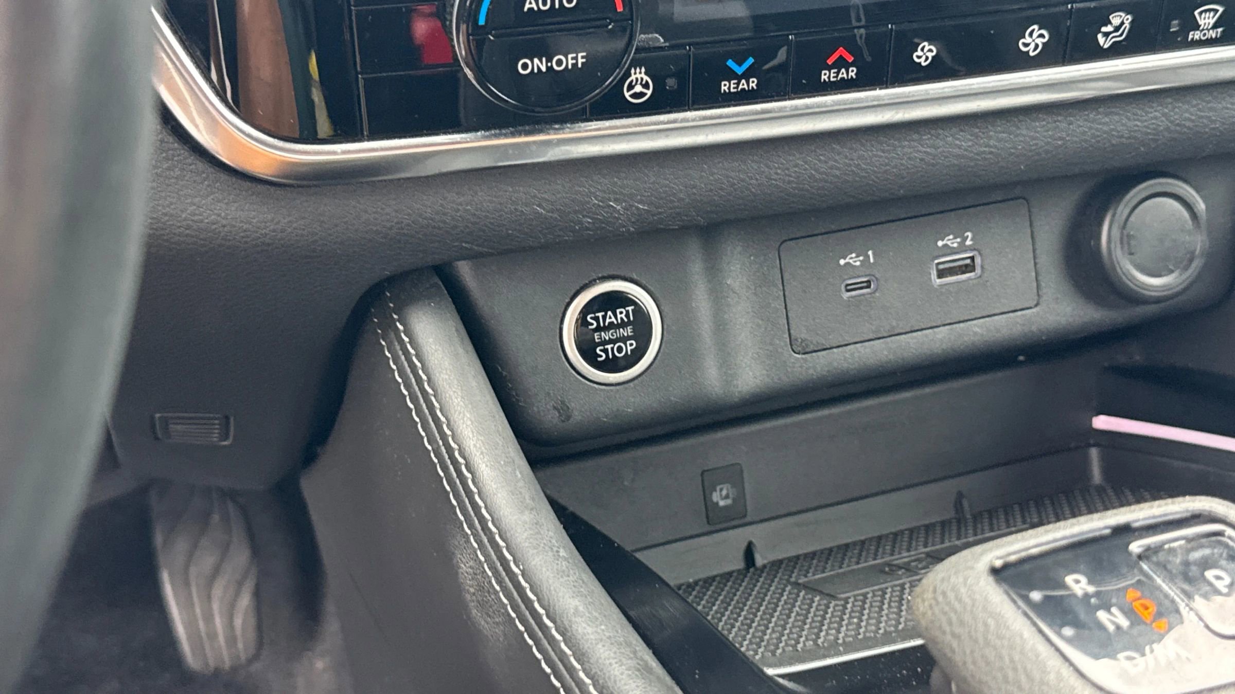 Used 2021 Nissan Rogue Platinum image 28