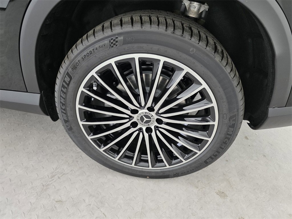 New 2026 Mercedes-Benz GLC 300 image 13