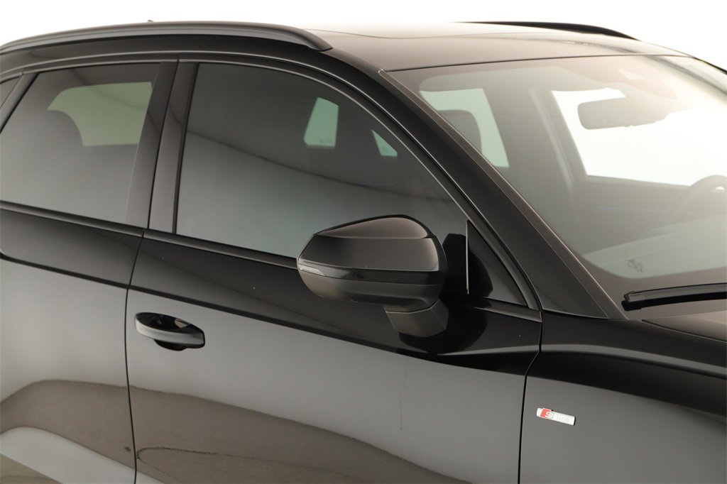 Certified 2024 Audi Q3 2.0T Premium Plus image 35