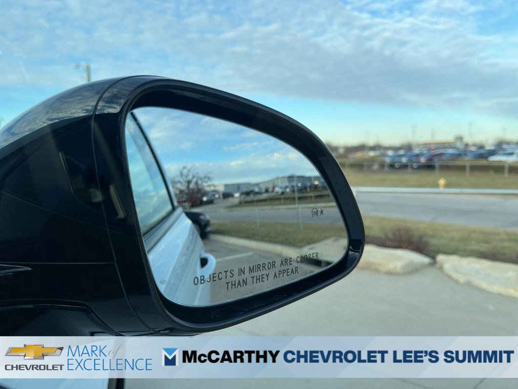 New 2027 Chevrolet Bolt LT w/ Comfort Package FWD image 24