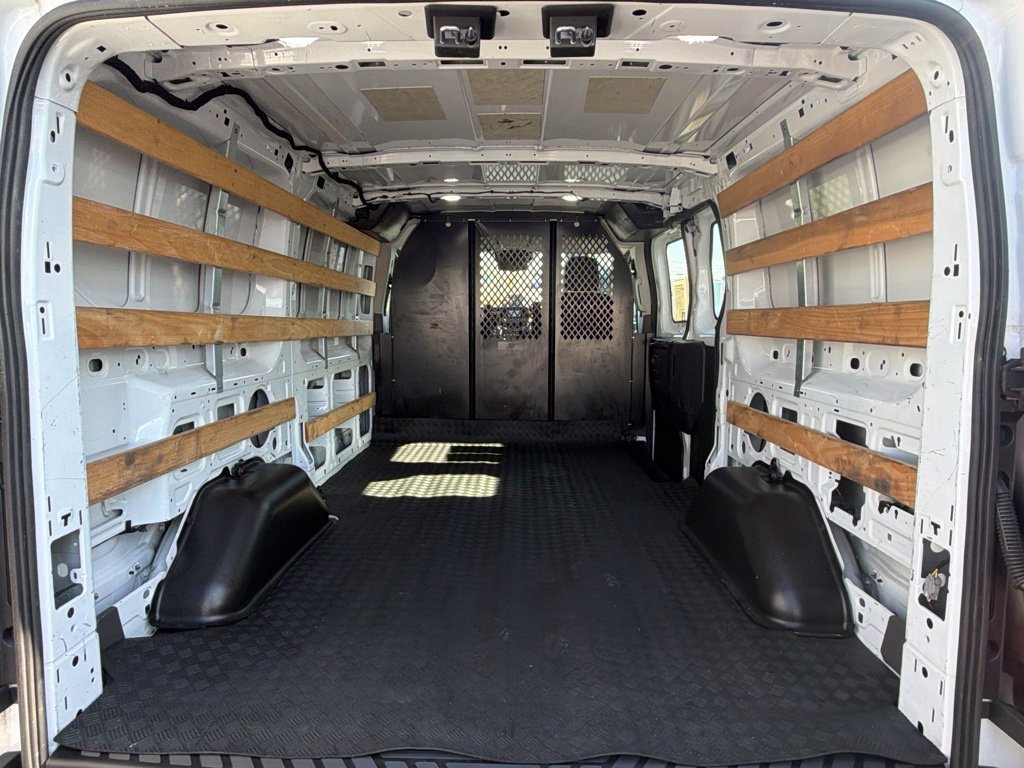 Used 2020 Ford Transit 250 Low Roof w/ Exterior Upgrade Package RWD image 34