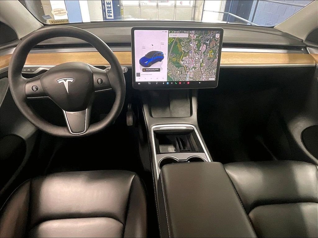 Used 2024 Tesla Model Y Long Range AWD/4WD image 21