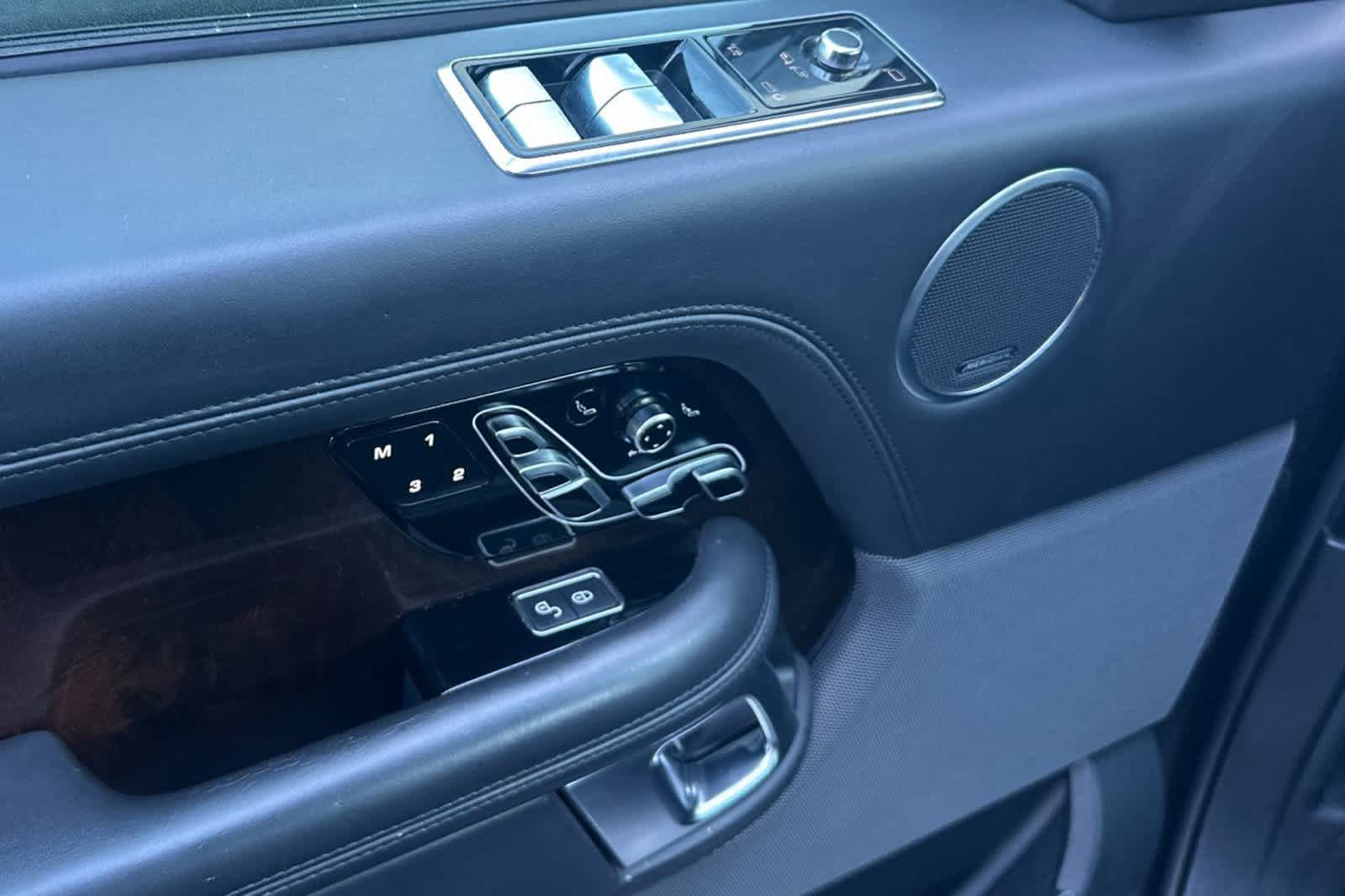 Used 2019 Land Rover Range Rover Autobiography AWD/4WD image 11