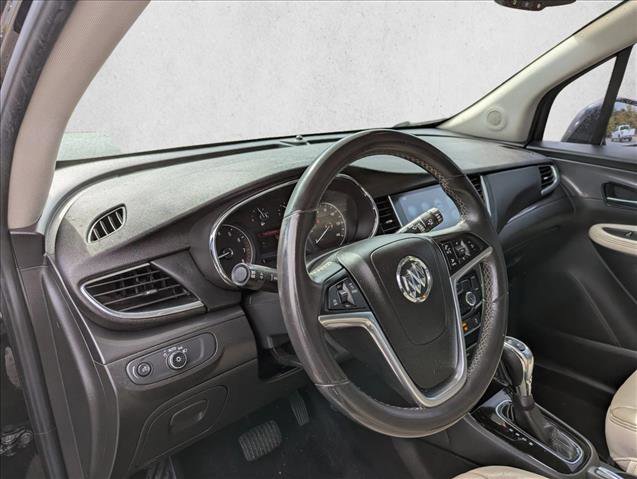 Used 2021 Buick Encore Preferred image 12