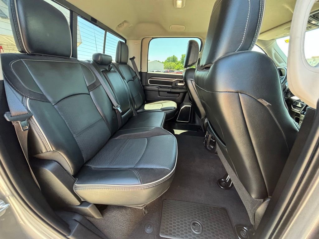 Used 2024 RAM 2500 Laramie AWD/4WD image 12