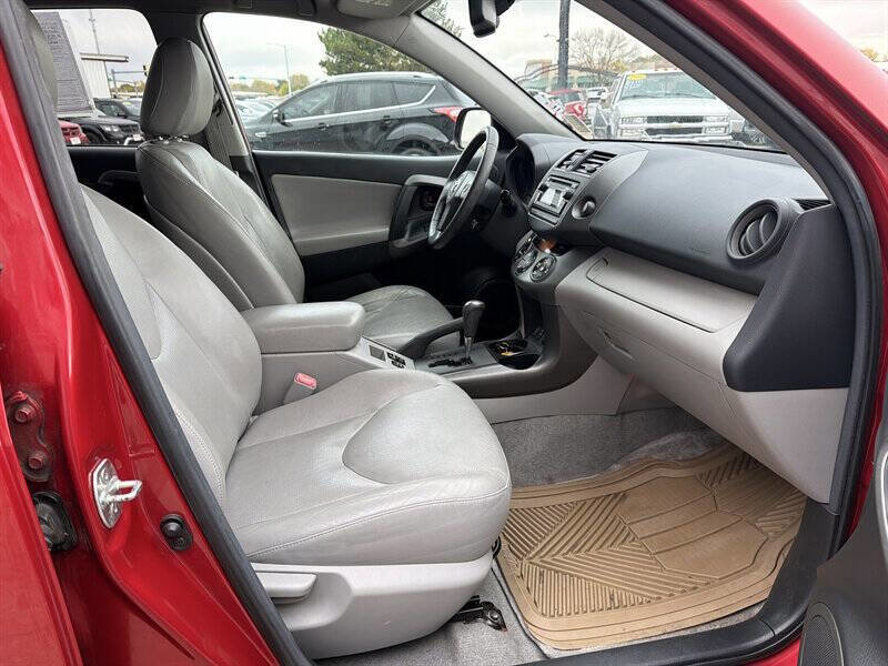 Used 2012 Toyota RAV4 Limited image 22