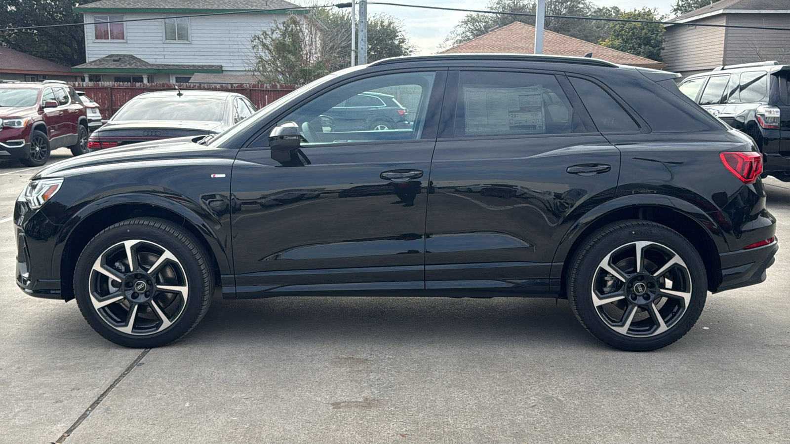 New 2025 Audi Q3 2.0T Premium Plus image 4