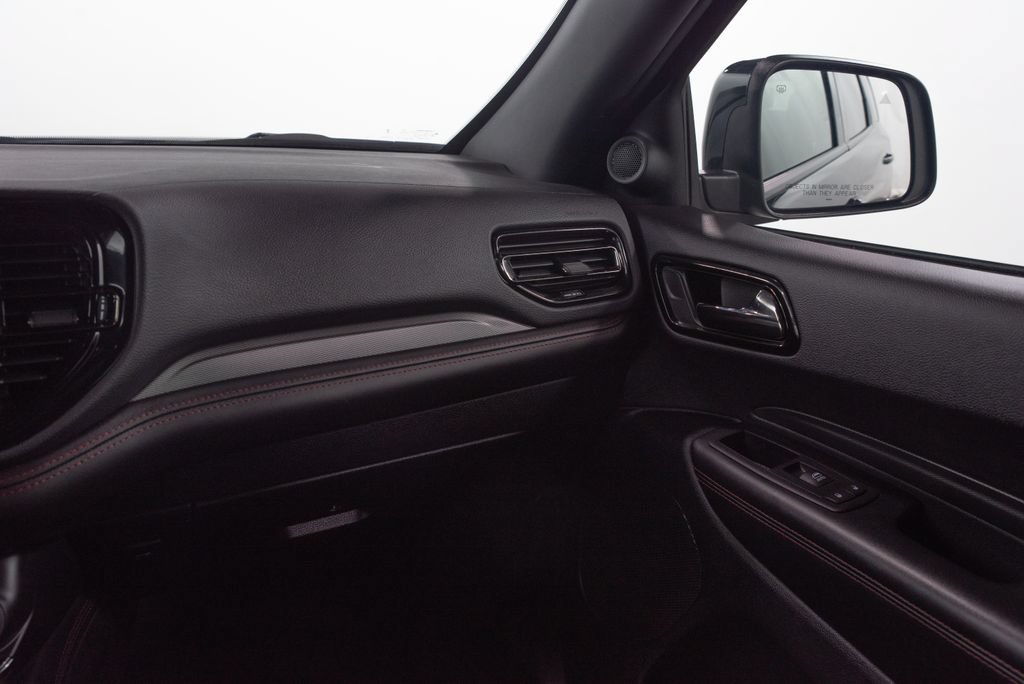 Used 2025 Dodge Durango GT AWD/4WD image 25