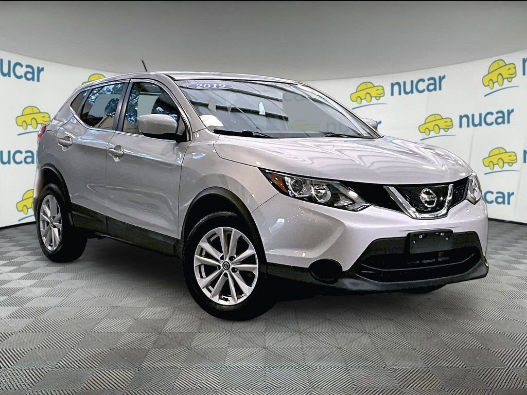 Used 2019 Nissan Rogue Sport S w/ Appearance Package