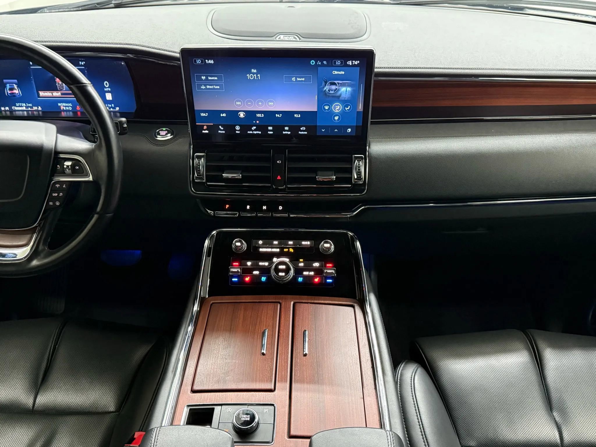 Used 2023 Lincoln Navigator L Standard Sport Utility 4D image 25