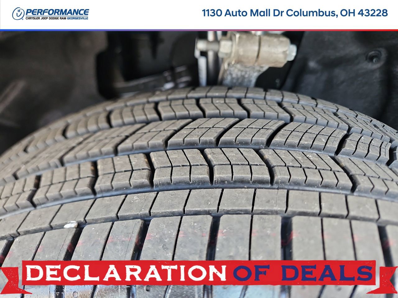 New 2026 Jeep Grand Cherokee Laredo image 10