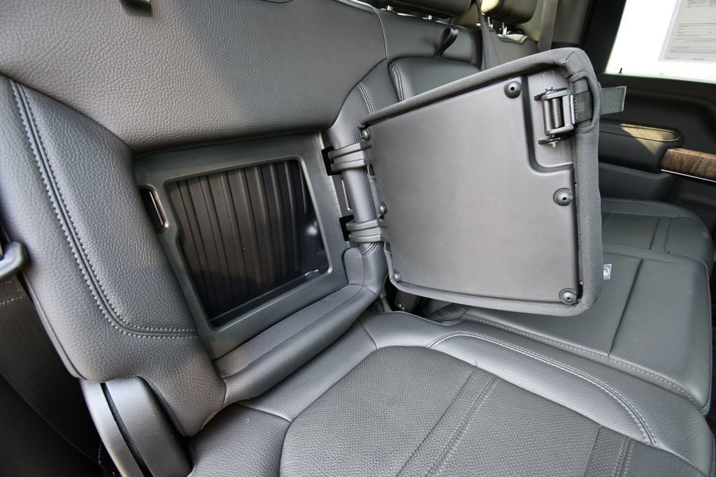 Used 2021 GMC Sierra 3500 Denali AWD/4WD image 22