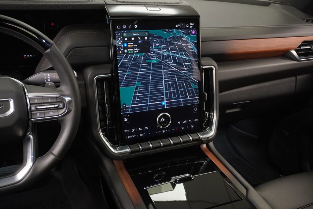 Used 2025 GMC Yukon Denali w/ Denali Reserve Package image 25